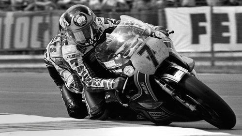 Barry Sheene : le rebelle charismatique du 500cc