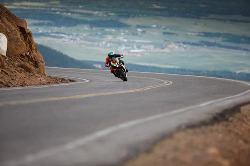Le Pikes Peak International Hill Climb : la « course vers les nuages »