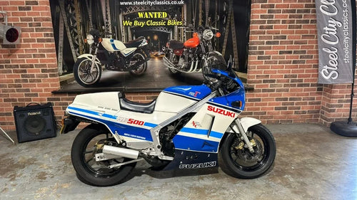 La Suzuki RG500 Gamma (1985) : la moto de Grand Prix vendue en concession