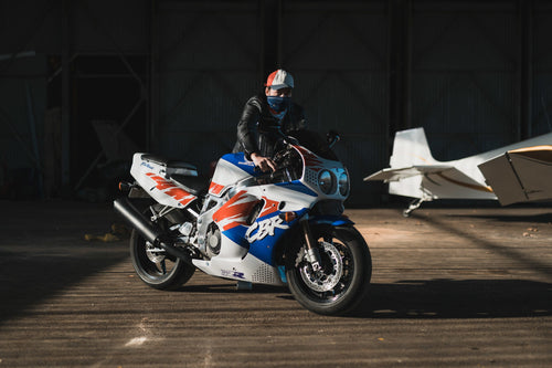 La Honda CBR900RR Fireblade (1992) : la sportive qui a tout changé