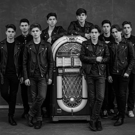 Les greasers et la culture rockabilly : cuir, rock'n'roll et moteurs