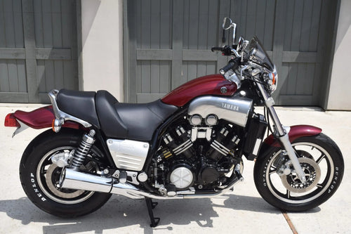 Le Yamaha VMAX (1985) : le muscle bike qui a inventé le power cruiser