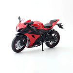 Moto Miniature 1:12 SUZUKI GSX-R 1000R Rouge