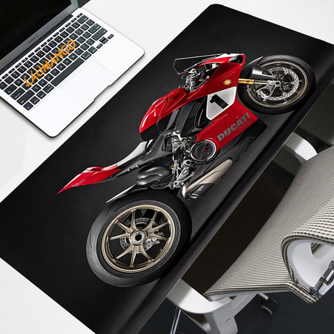 Tapis de Souris Moto<br> Panigale V4 Numéro 1 400x900x3mm