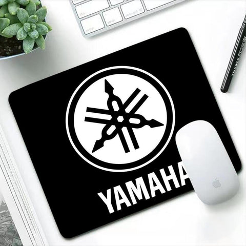 Tapis de Souris Moto<br> Grand Logo Yamaha Blanc 200x250x2mm