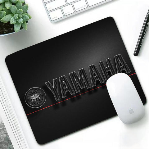 Tapis de Souris Moto<br> Inscription Yamaha Noire 200x250x2mm